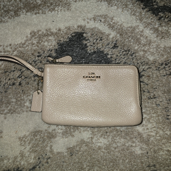 Coach Lot Of 3 Wristlets - Picture 4 of 8